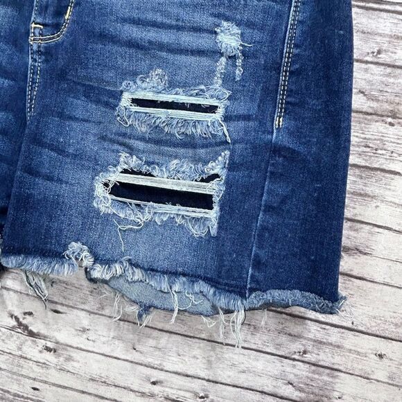 Judy Blue Patches Of Blue Denim Shorts - Picture 3 of 10